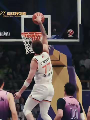 依旧炸裂！唯一不变的就是篮球！🏀
