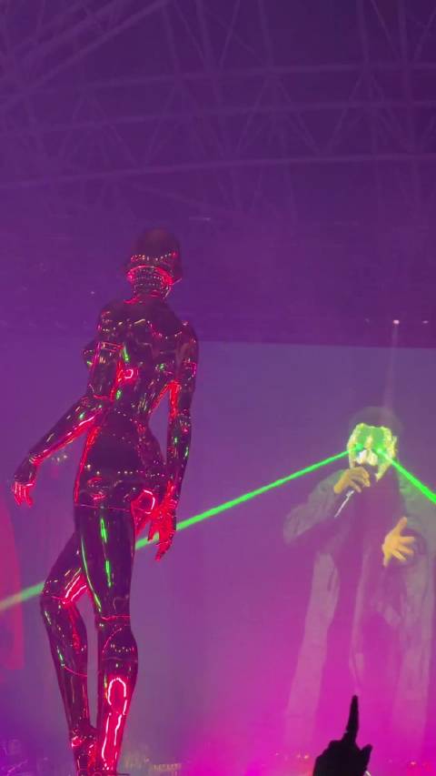 全体都有 开始军训🥷#TheWeeknd[超话]#