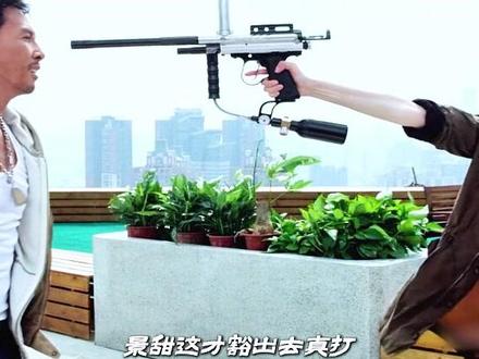 甄子丹让景甜自由发挥，一招劈叉成就名场面