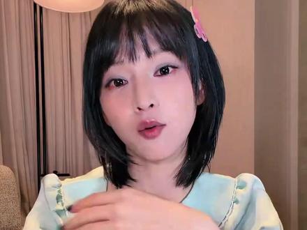 灿灿与萍姐（灿母）的胡言乱语 有什么萍萍欧尼就有什么大灿灿笑的眼泪掉   请黄总单独开个栏目 就叫灿