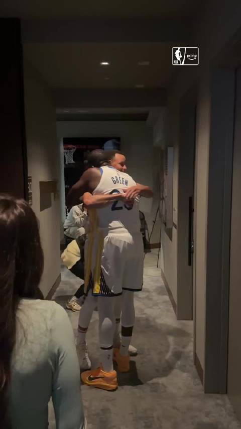 #金州勇士[超话]##NBA新赛季为主队爆灯#库里和追梦格林一起打球的第十五个赛季#nba媒体日##