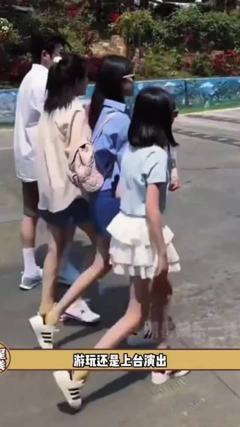 #陆毅鲍蕾女儿18岁生日试装#这孩子太会长了