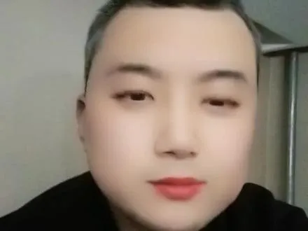 这	句	话	太	现实	了	自己	过	好	就	行	不	需要	他们	帮忙	 	-	 	抖	音
