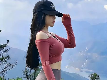 高山之上，高难度瑜伽直立控腿