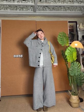 工资到账5k全给小孩儿筑巢了咱就是说！！ 姐妹们一人血求催生大法！！怀不动了！！