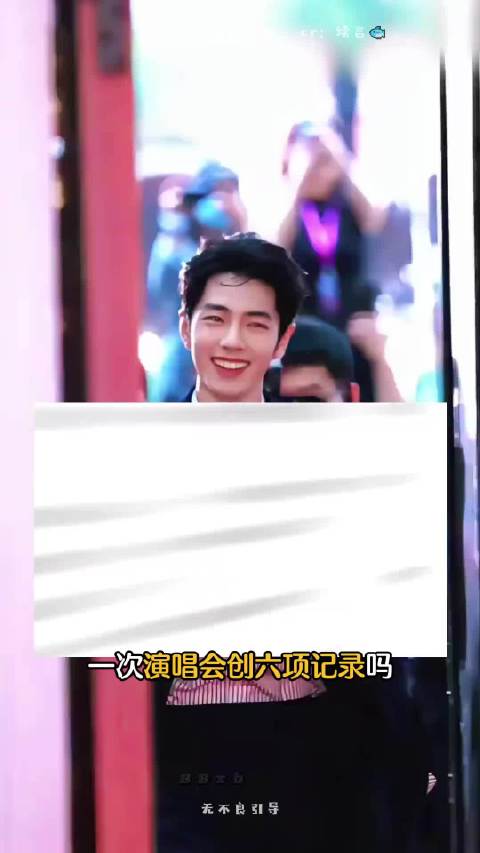 肖战这回是真把内娱玩明白了。 ​新剧《小城良方》刚官宣10月21号上央视八套，他演个医生，转头10月