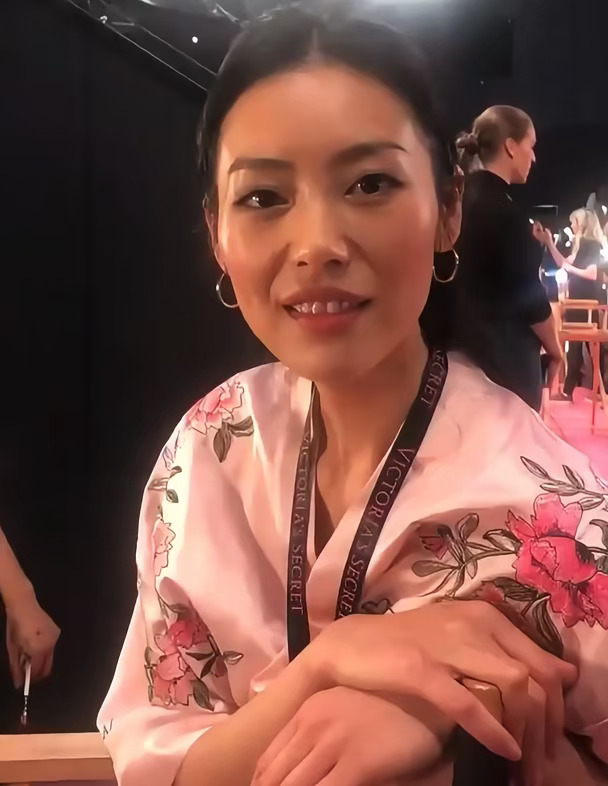 考古2017维密上海大秀后台