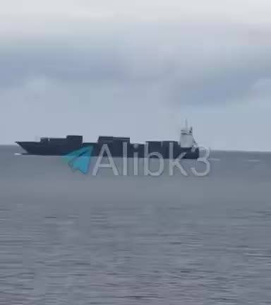 一艘以色列“Zim”航运公司的商船在从以色列海法出发后，在黑海被无人机击中这艘船极有可能是往乌克兰运