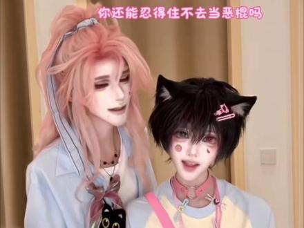 看着怀里年幼的小猫是否会感到愧疚