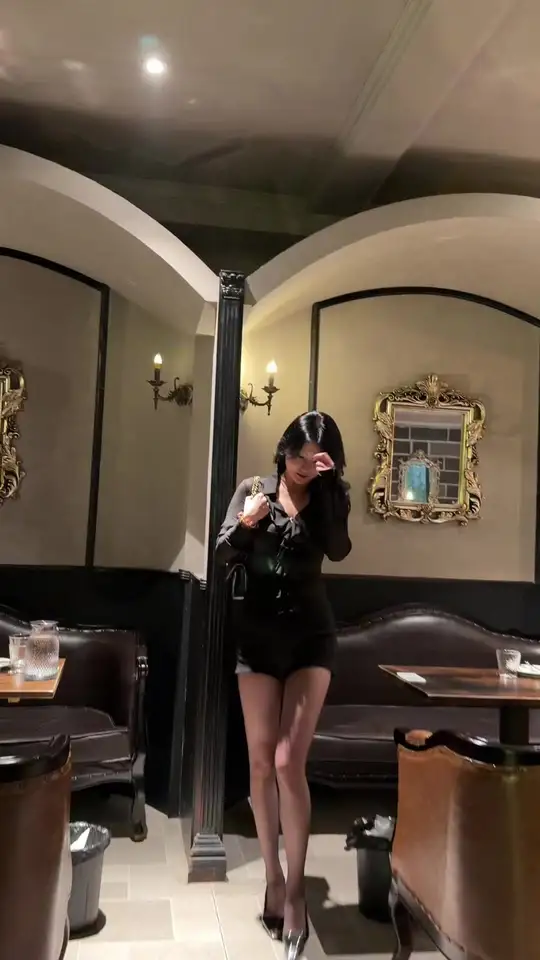 在中国我们想看黑丝 我们不说看看黑丝 我们说……