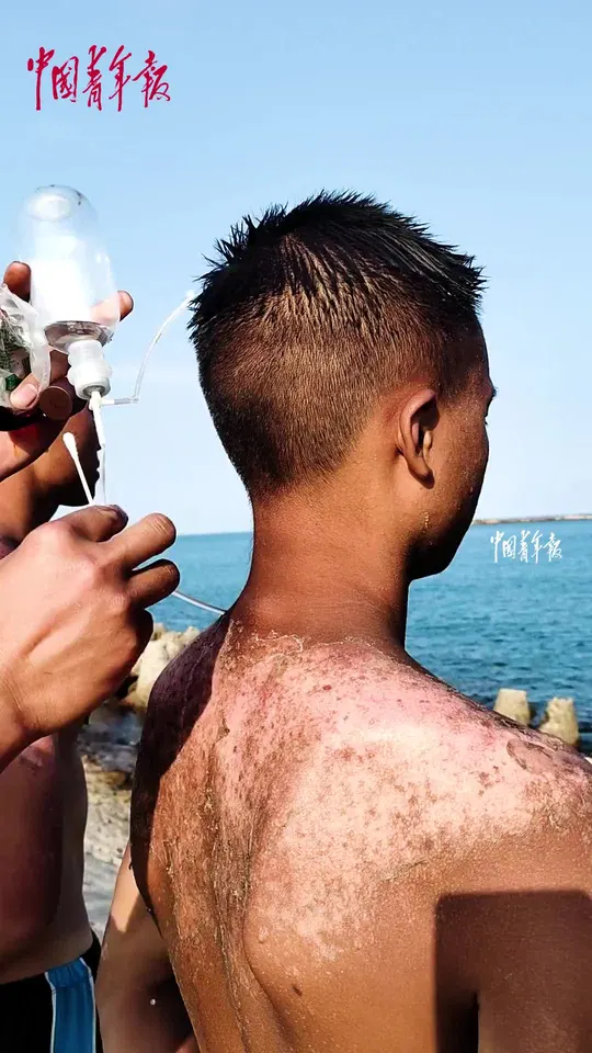 守卫海疆的军人辛苦了，向你们致敬！