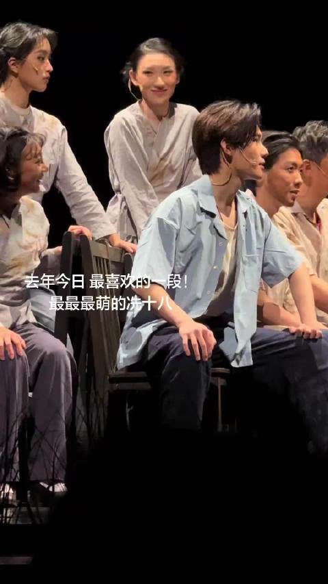 #张真源对工作人员信任度为零#最最最萌的冼十八喜欢露额头的张哥[哈哈]#张真源[超话]#  ​​​