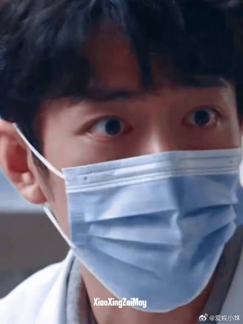 #小城良方主创直播##小城良方# 医疗剧藏着惊喜彩蛋