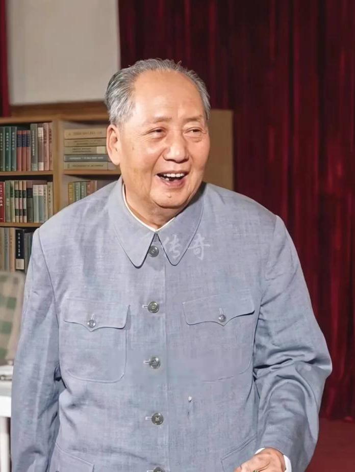永远怀念我们敬爱的伟人