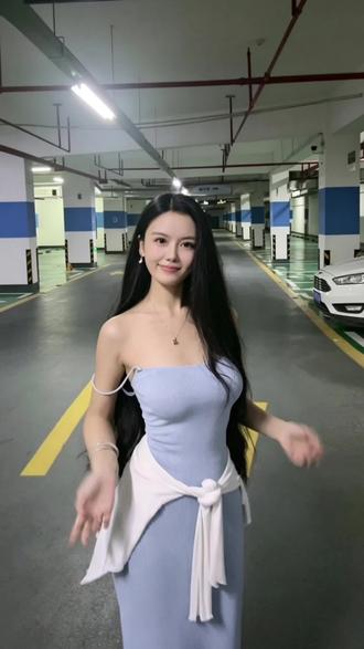 一醒来就刷到我，开心不？😂