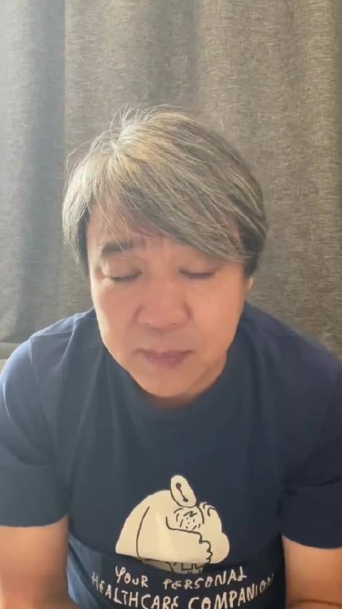 他是内娱极少数影视、音乐、口碑、舞台、路人缘全部拉满的全能顶流！当其他流量热度起落时，他靠着一部部戏