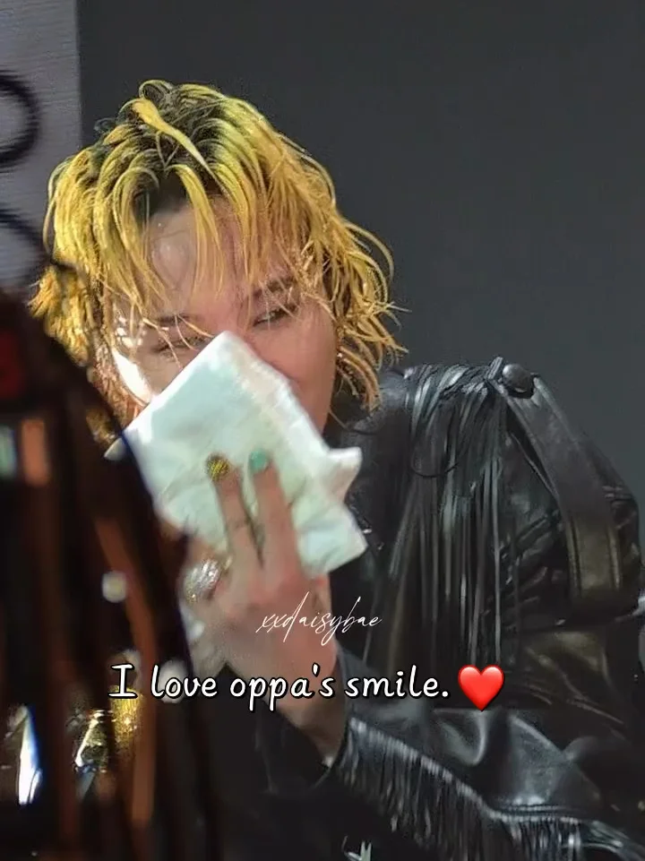 🌼欧巴这个笑我将反复观看！太治愈太好看了🥳擦个汗都那么帅😍 #权志龙#bigbang20周年