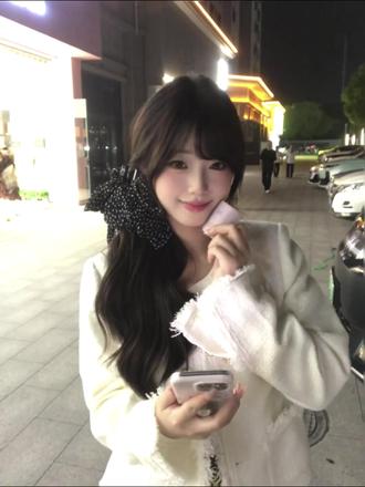 吃完晚饭一起散步吧