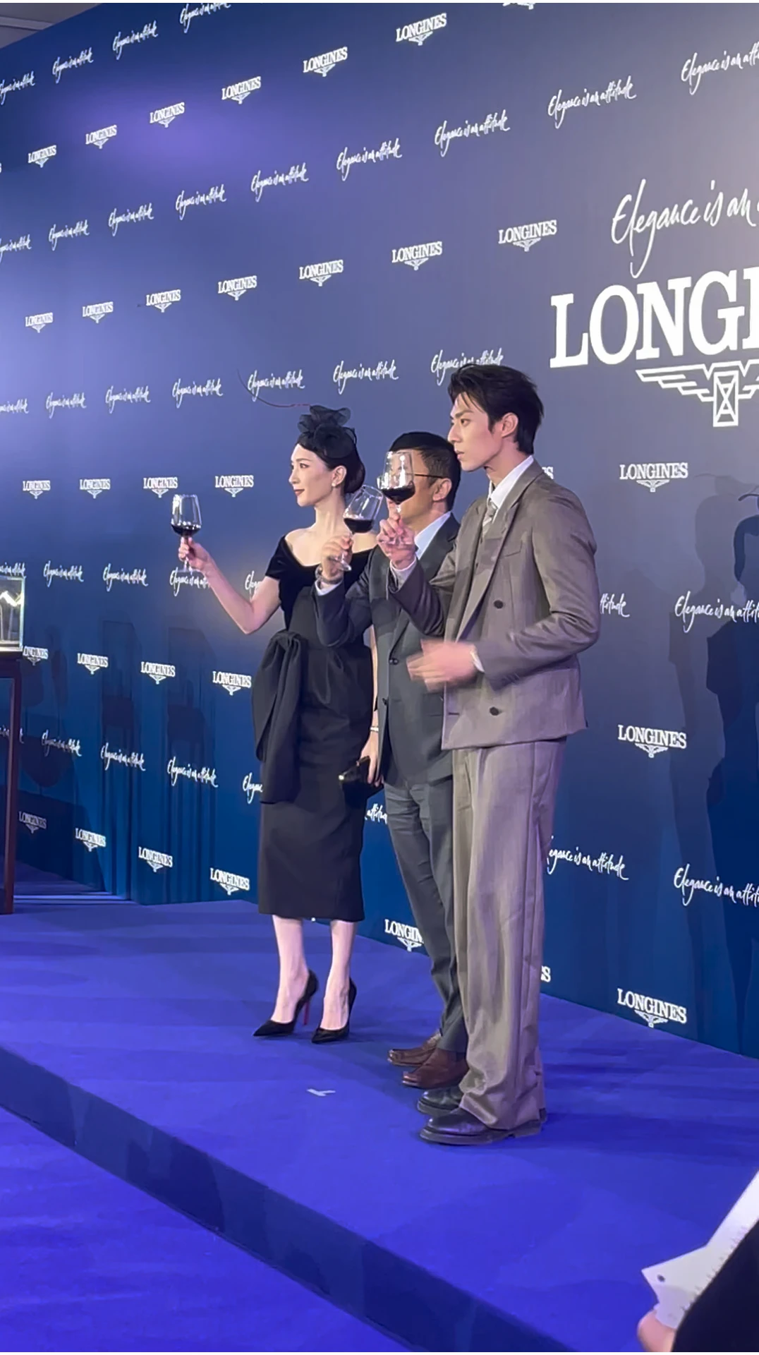 江疏影、陈靖可亮相浪琴马术大师赛🐎