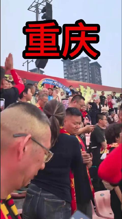 成都蓉城凭借一己之力促成了全国球迷一条心[允悲][允悲] #姆巴佩事件处理阿森纳有硬核先例##姆巴佩