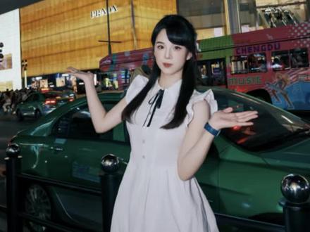 我说我绝对不会买摄影师的照片……