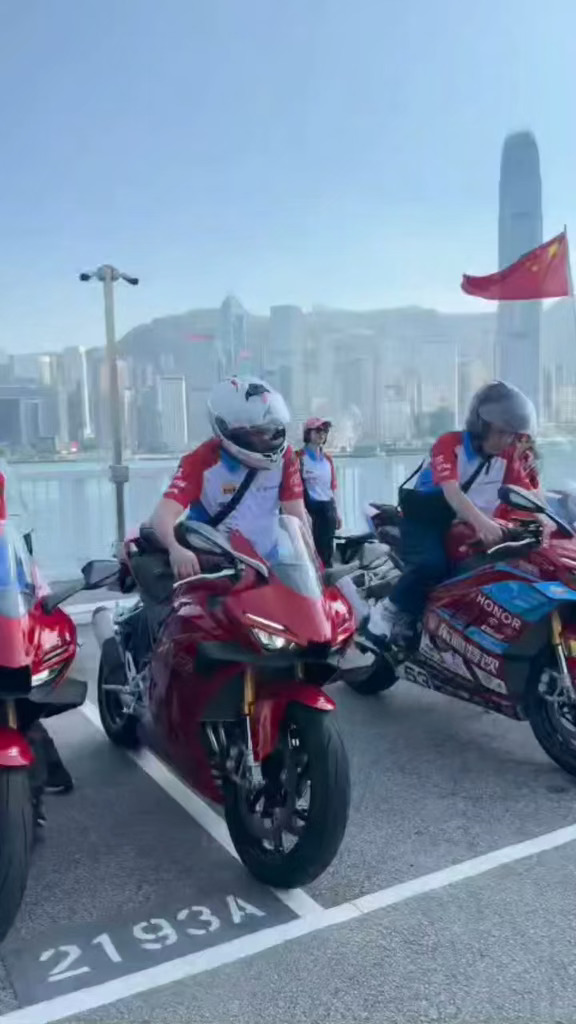 谁懂啊！机车的港风真的太帅了！
