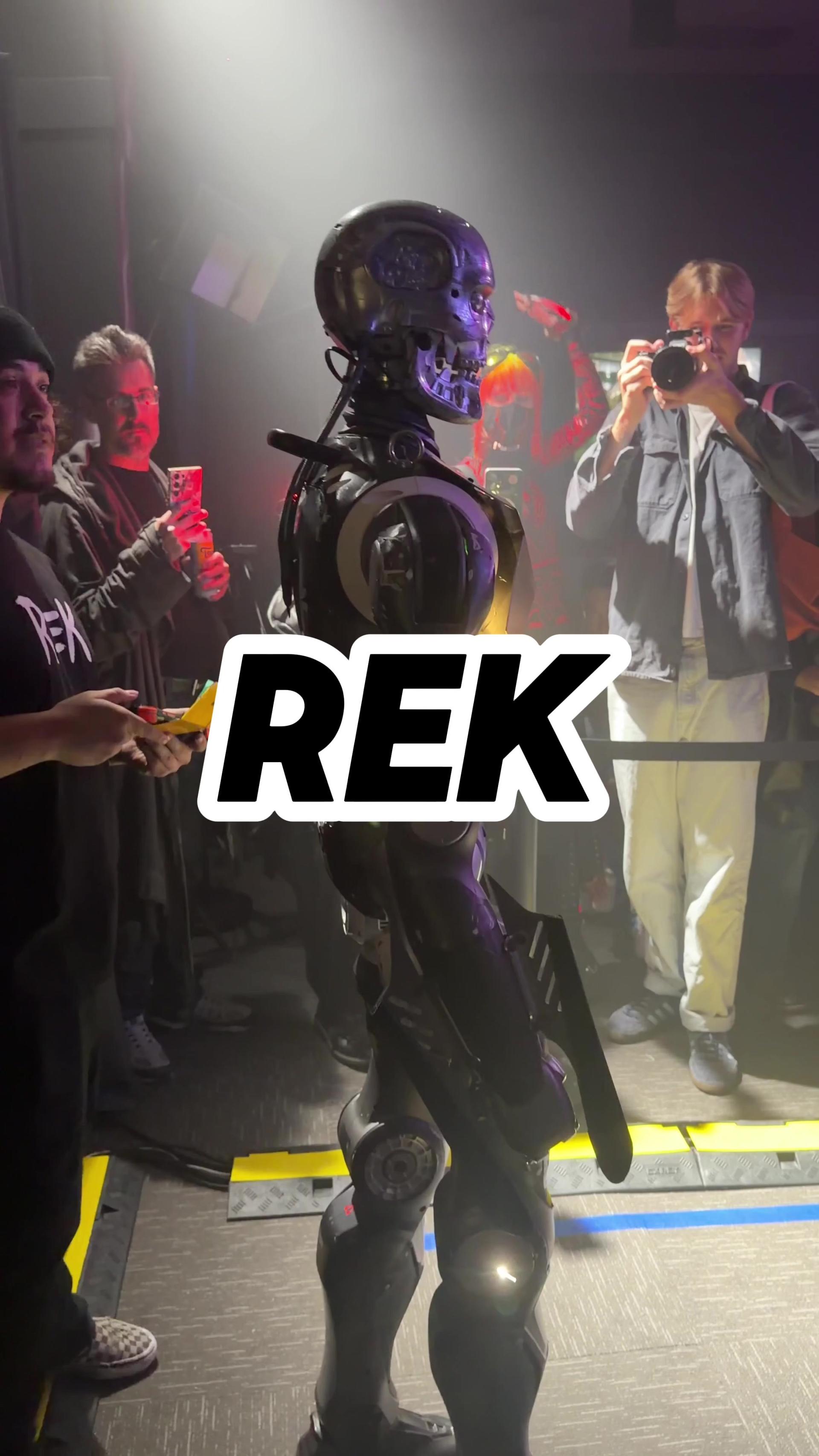 REK改装人形机器人众擎T800