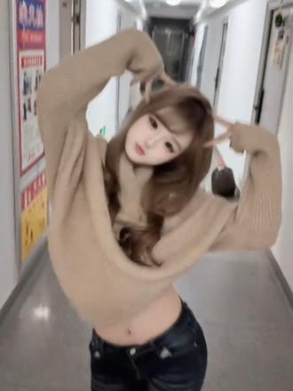 我想亲亲亲吻你💋