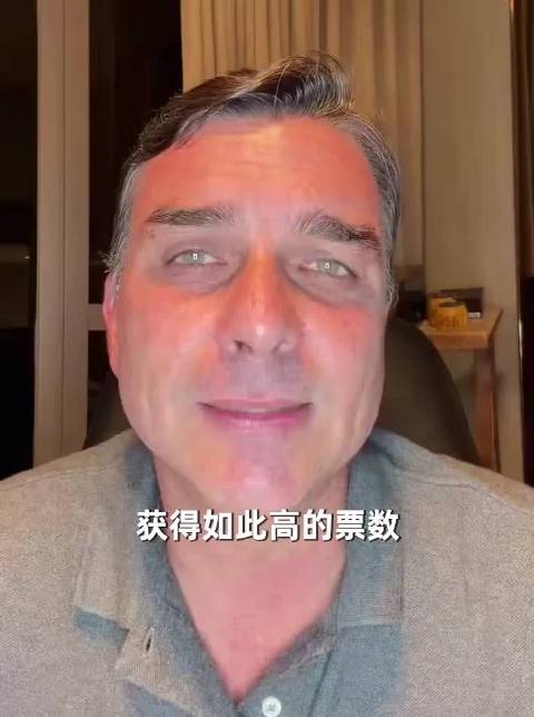 #小博索纳罗还在梦想竞选巴西总统#逃往美国的弗拉维奥·博索纳罗表示，他准备再次竞选总统