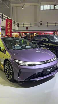 跑国马 更Ray7 埃安Ray7领跑2026北京马拉松