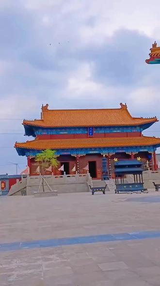终中人己散，只图万事圆满为何有遗……