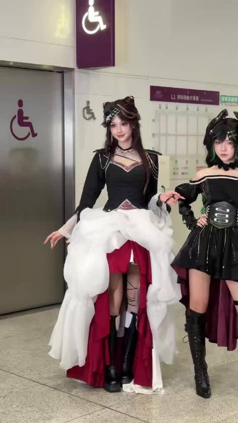 #王者女团又美又飒##王者女团线下首曝#王者女团线下首曝来啦