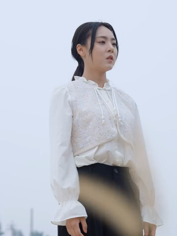 她当清洁工却是隐藏龙妈，救下富豪后婚礼现场身份揭晓