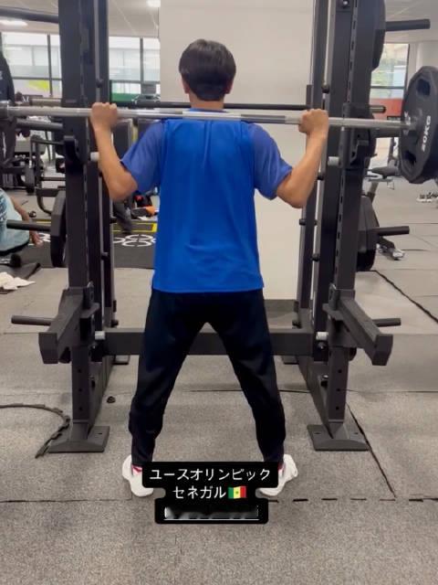 森园政崇在达喀尔陪川上流星备战训练青奥会🏋️  ​​​