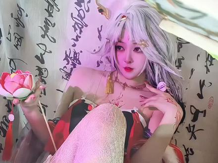 一定是下一个画面更好看，这周日我穿这套不错吧