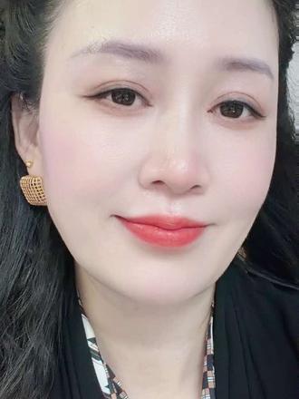 🌺 如果没有深情的拥抱、就请努力～买件外套