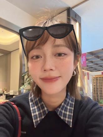 闺蜜结婚买房 必须按照我的喜好买 因为她老公在外地 多是我住！