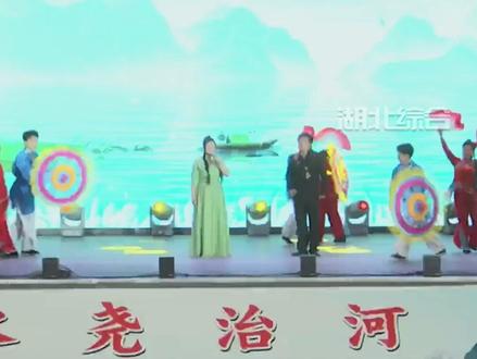 尧治河村晚上演本土民歌《五更陪郎》，歌舞演绎山里老故事，拿下省级银奖，“欢迎来尧治河听山歌、看美景”