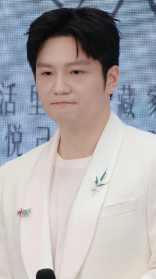 影响力！樊振东连续出席活动，淡出国乒两年，手握近20个代言
