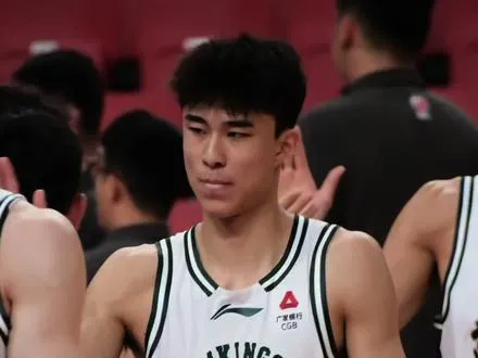 全新体验 常规赛继续加油