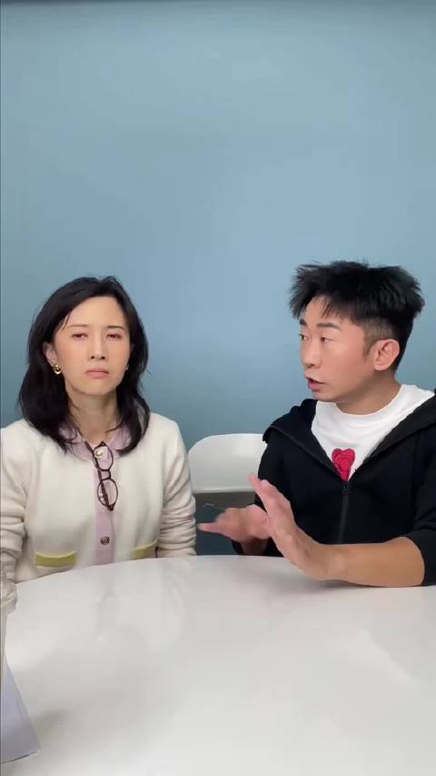 杨迪聊起和傅首尔爬山的经历，话题直接出圈，大家都在纠结，到底是谁需要原谅谁