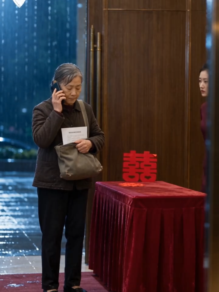 八千万拆迁款到账，三个亲生子女联手逼签字，老人反手设信托让子女傻眼