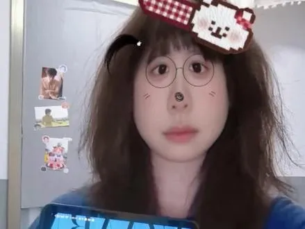 有钱可以听他的声音 没钱可以听他的