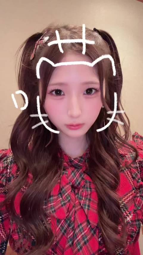 【视频】#AKB48[超话]##迫由芽实[超话]# 把你的目光全都吸引过来，由我一个人独占♡  ​​