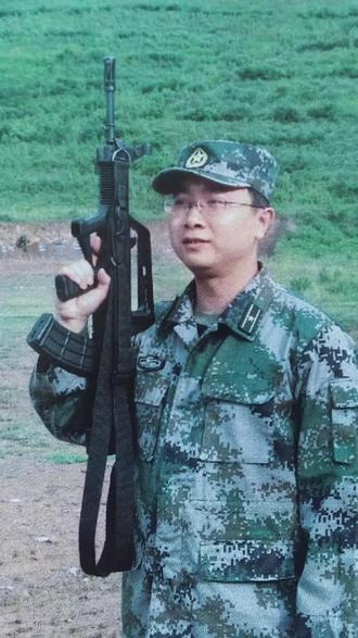 我要去找从前那个我， 作为退役军人的我，两年采访了100名退役军人