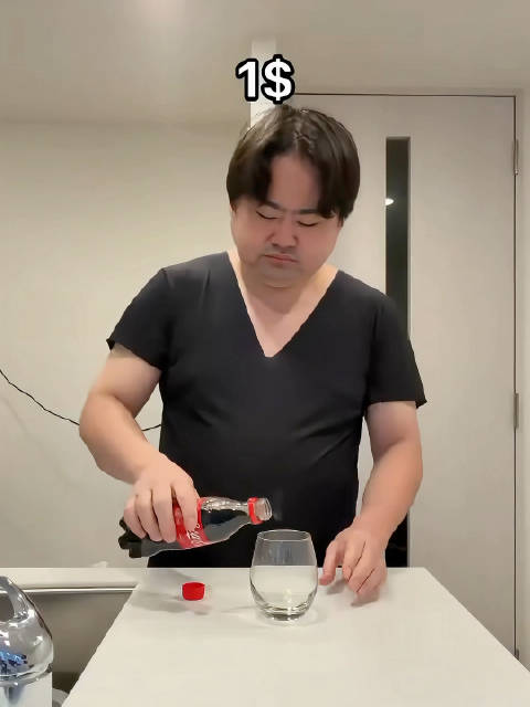 如何让一瓶可乐的身价翻50倍？都是套路啊[泪奔]  ​​​