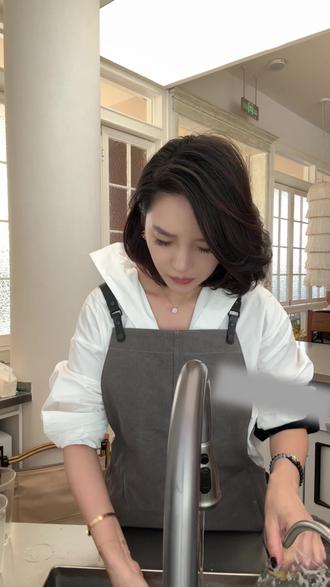 想把店卖了出去玩、但是老板不同意
