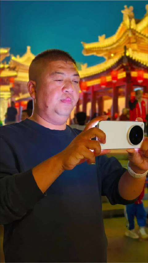 10月10日，再次来到美丽的蒲城，用𝐯𝐢𝐯𝐨 𝐗𝟓𝟎𝟎 𝐏𝐫𝐨 𝐌𝐚𝐱来感受、记录这里美丽的夜景和即