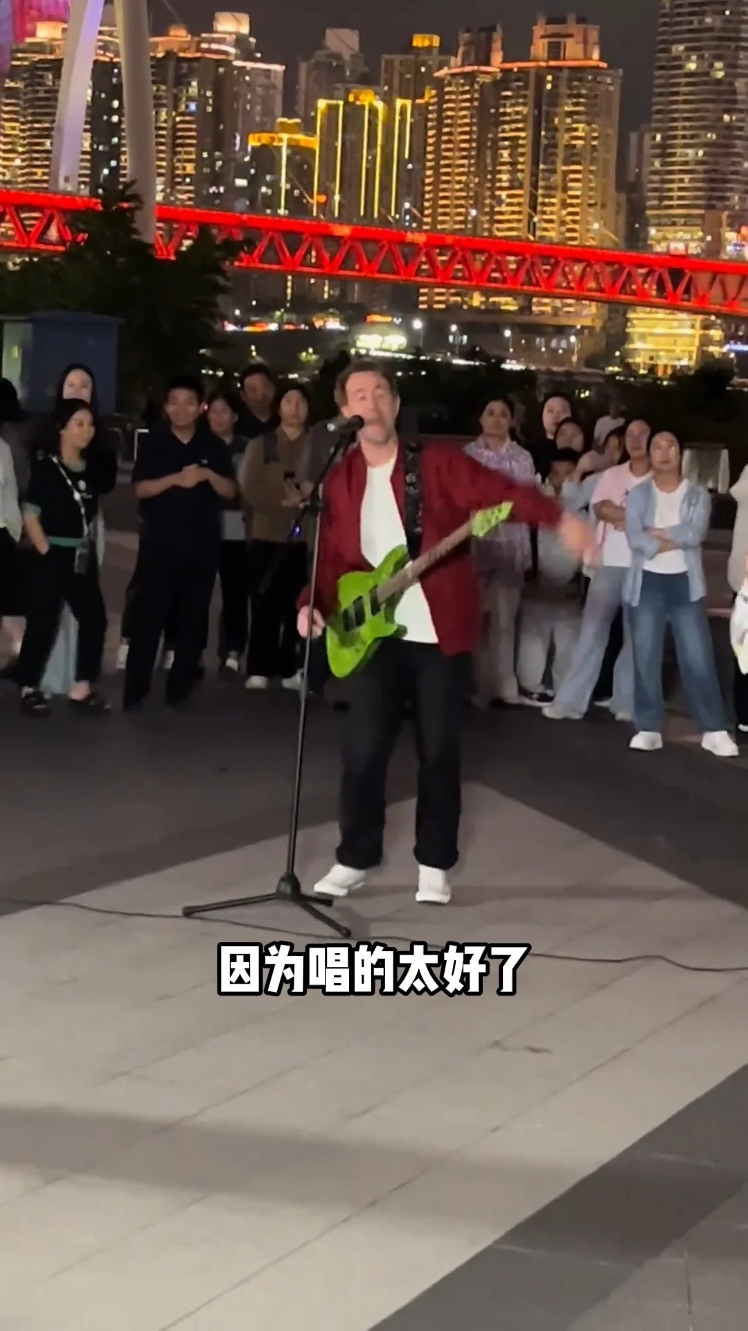 重庆网友：重庆文旅还喊我们本地人不要出门#重庆 #soldout #Jonsteingard #万万
