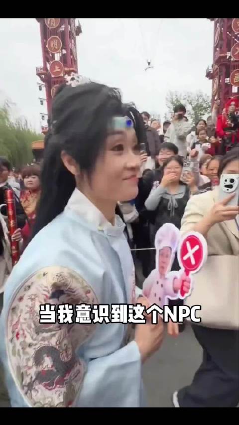论谁来河南都得做个妆造再走！ #刘晓艳 #河南 #清明上河园 #爆改 #……  ​​​